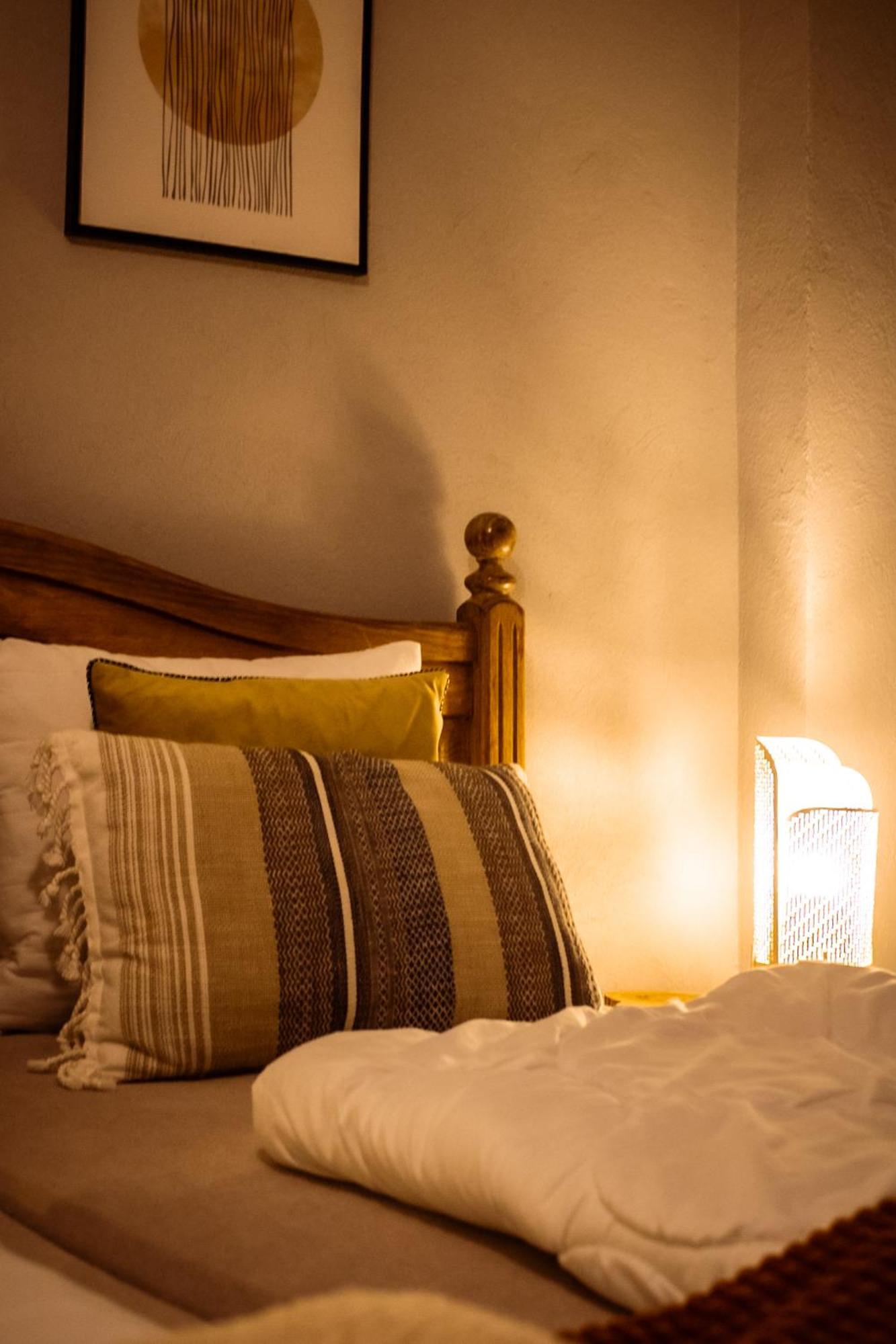 Bed and Breakfast Uroczysko Olesnica Ходзеж Номер фото